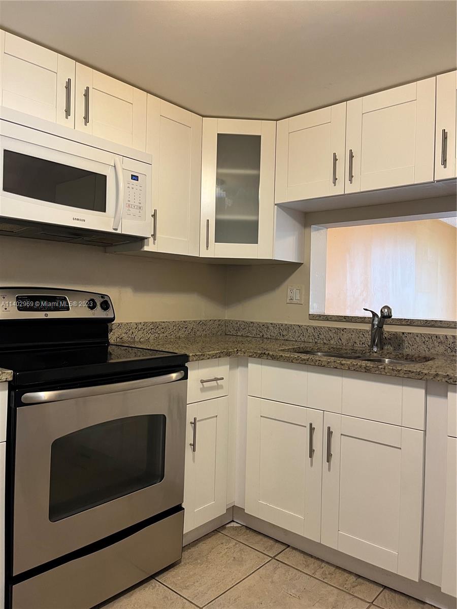 10865 SW 112th Ave Unit: 313