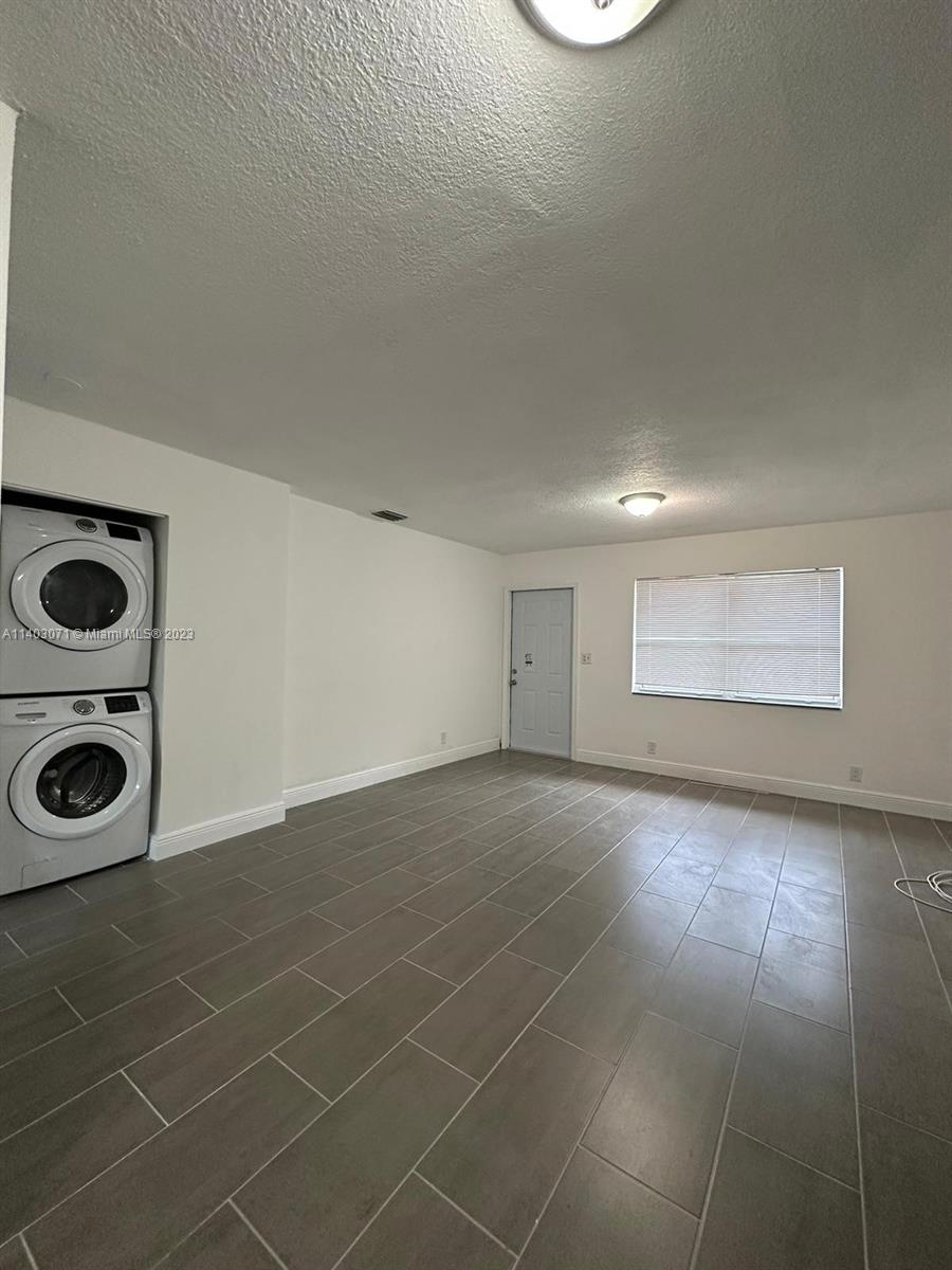 723 SW 5th St Unit: 2