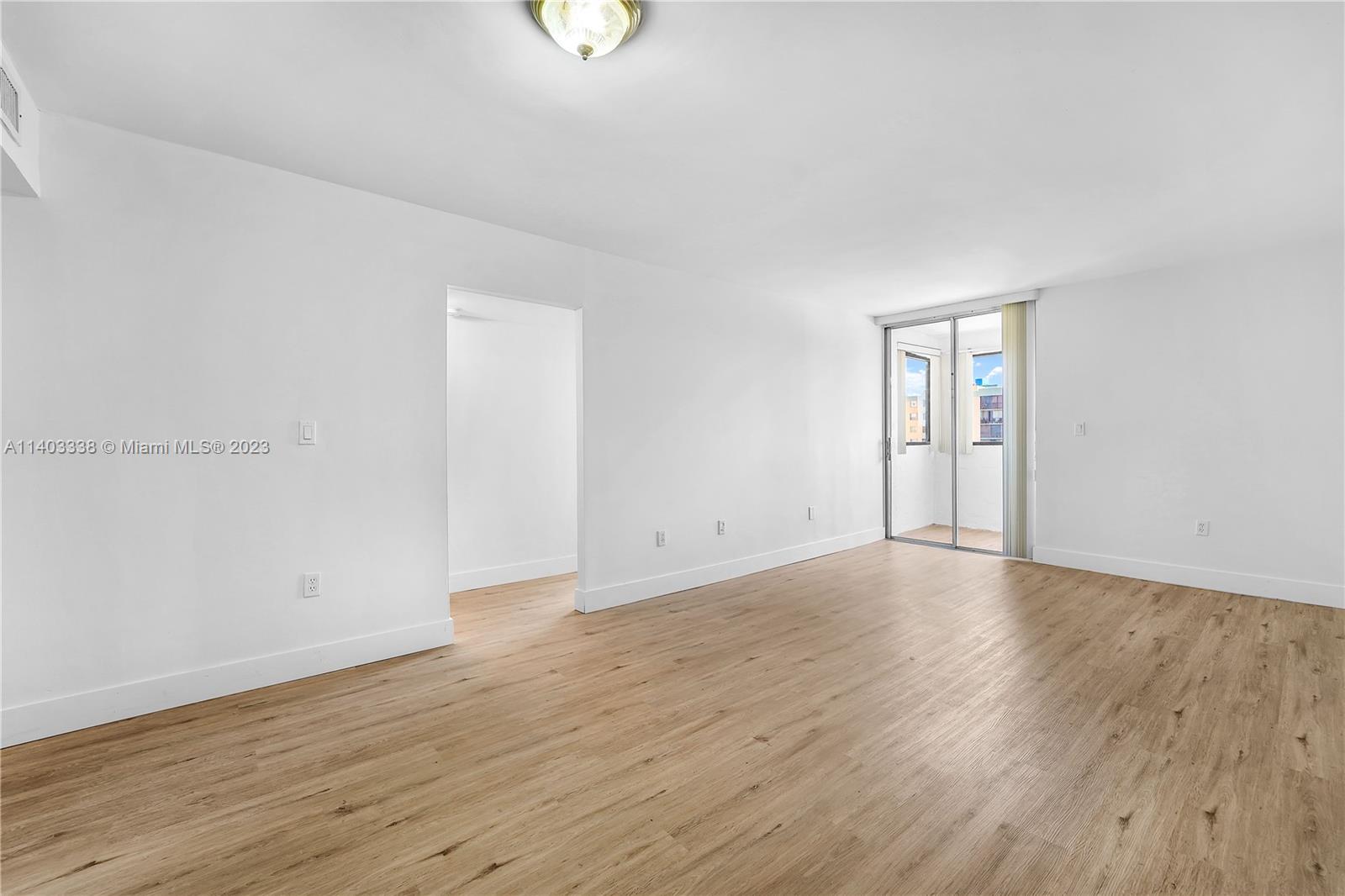 5050 NW 7th St Unit: PH3