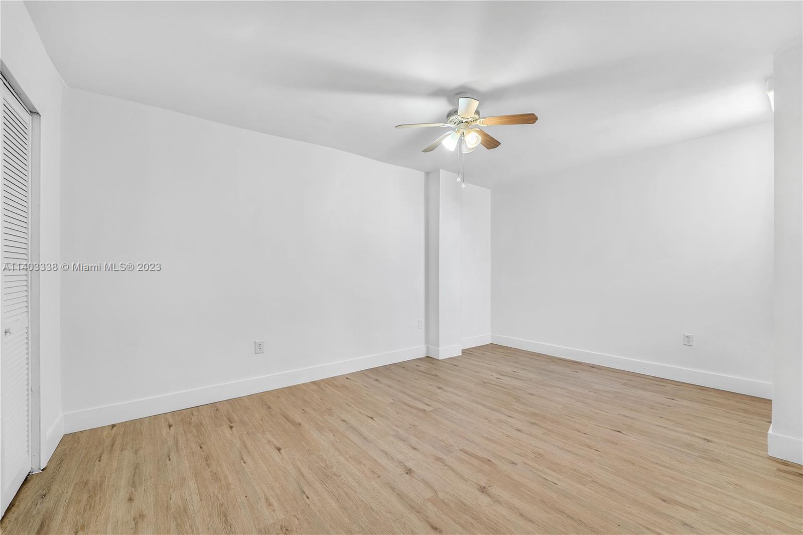 5050 NW 7th St Unit: PH3