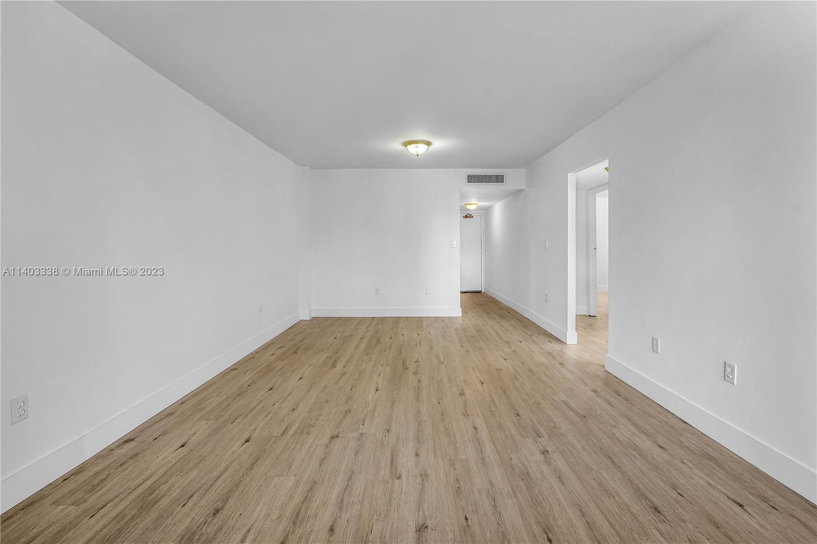 5050 NW 7th St Unit: PH3