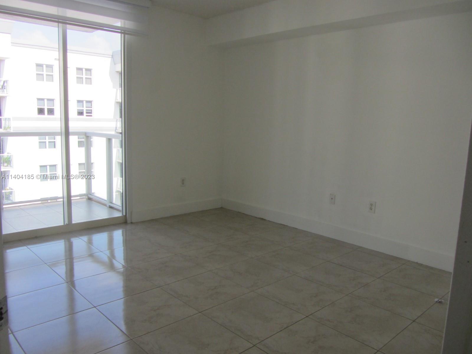5077 NW 7th St Unit: PH12