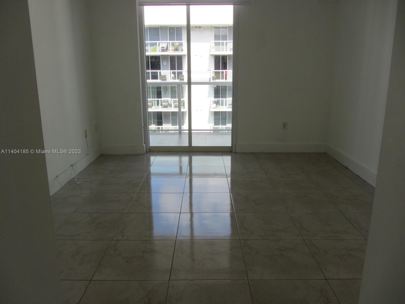 5077 NW 7th St Unit: PH12