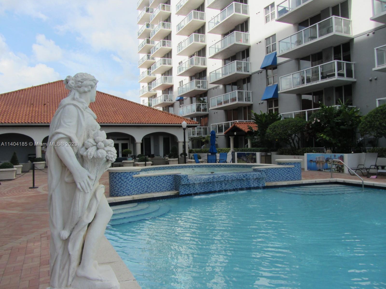 5077 NW 7th St Unit: PH12