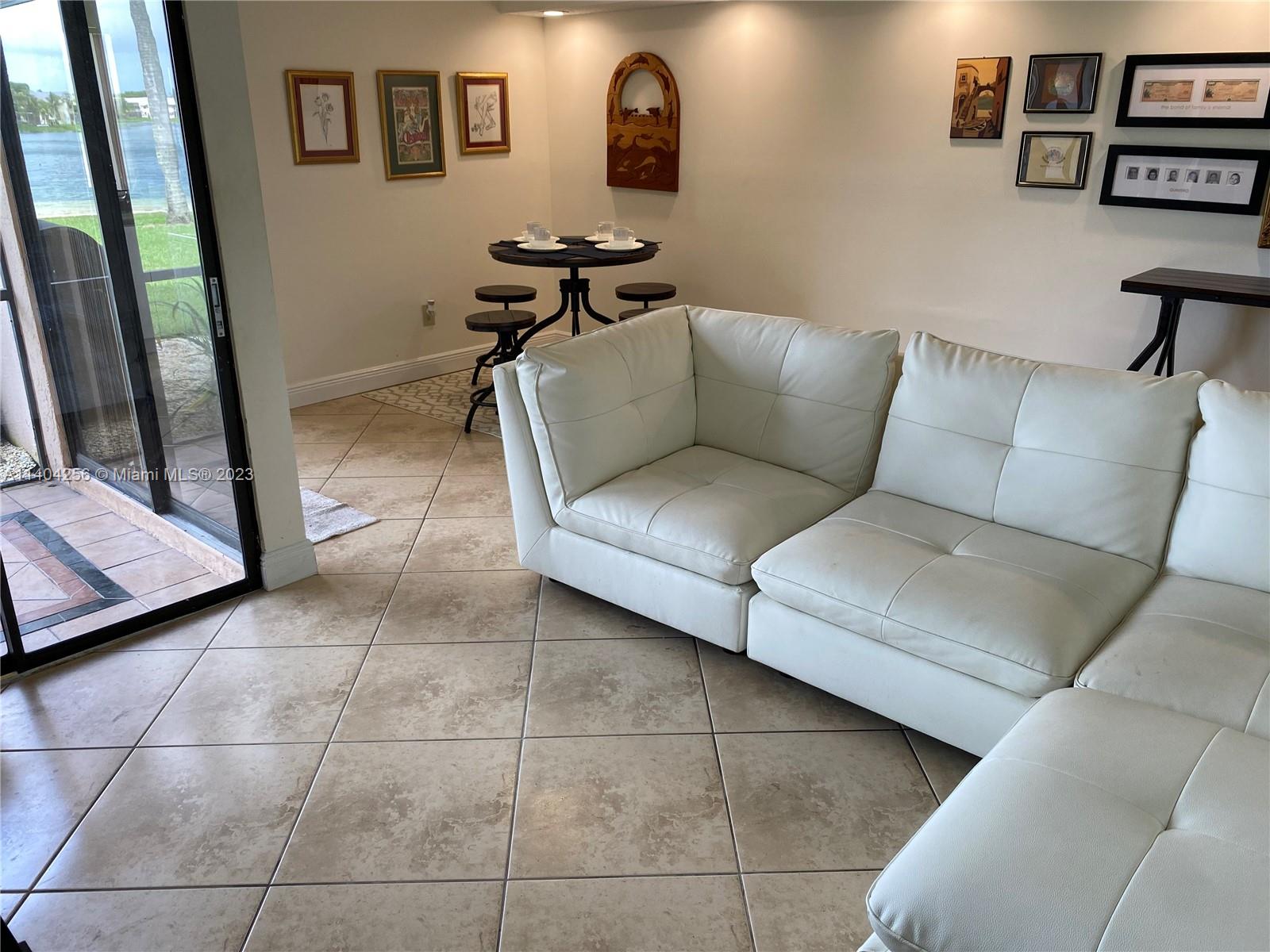 1533 S Liberty Ave Unit: 1533C