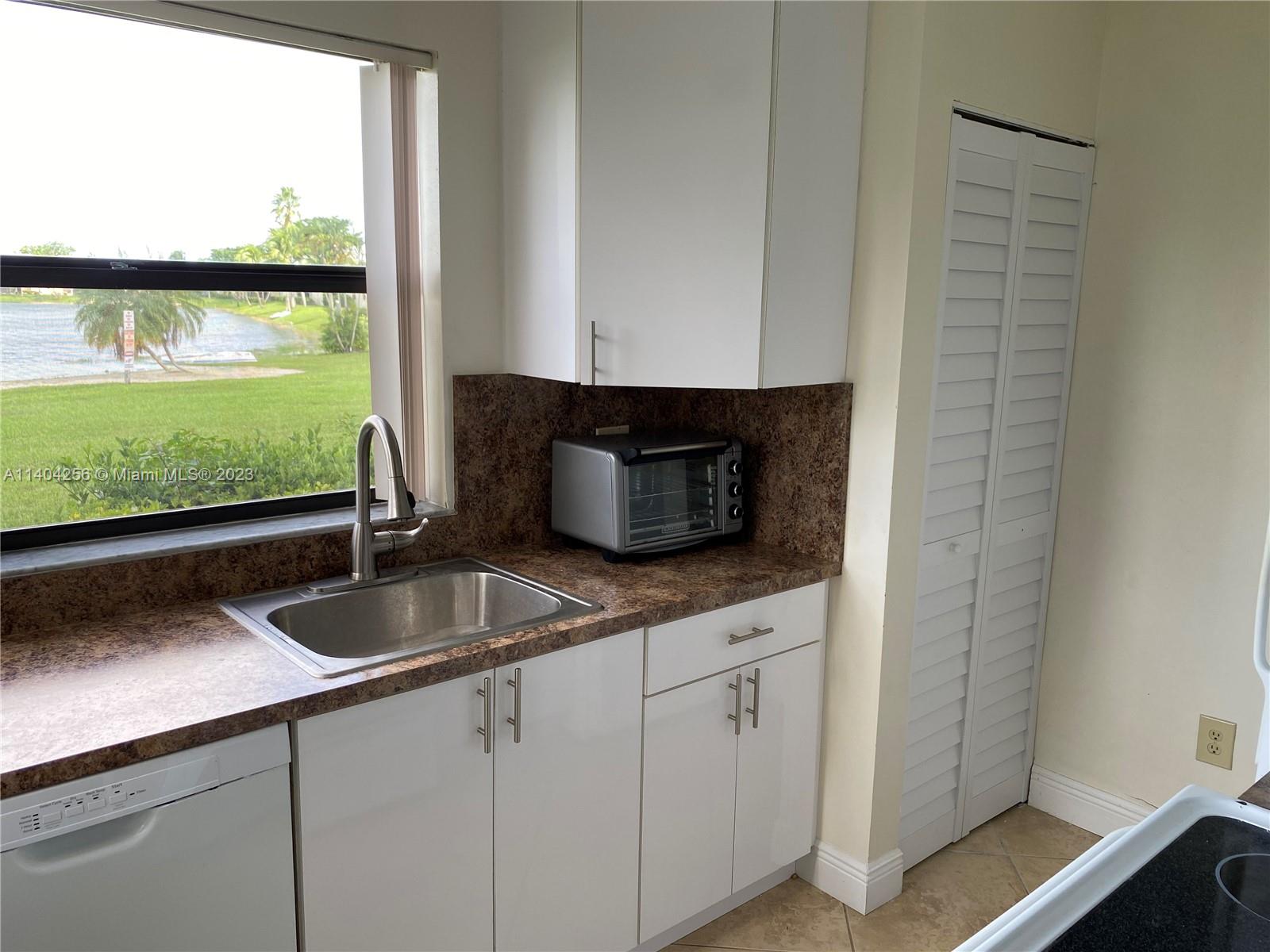1533 S Liberty Ave Unit: 1533C