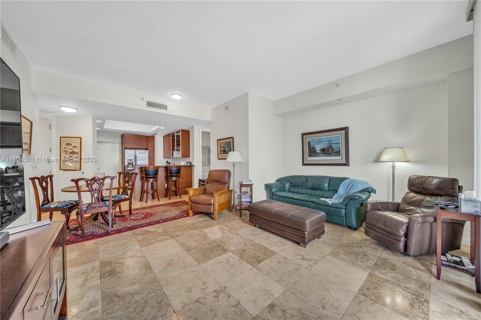 1607 Ponce De Leon Blvd Unit: 10C