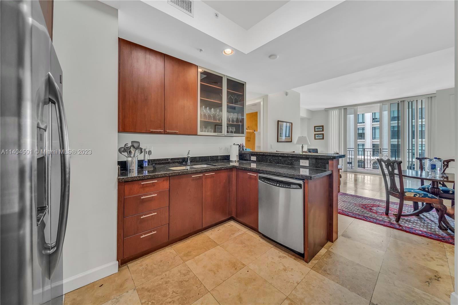 1607 Ponce De Leon Blvd Unit: 10C