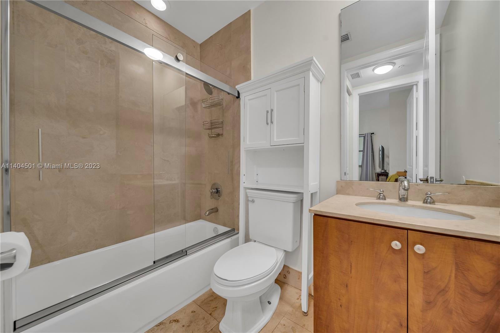 1607 Ponce De Leon Blvd Unit: 10C