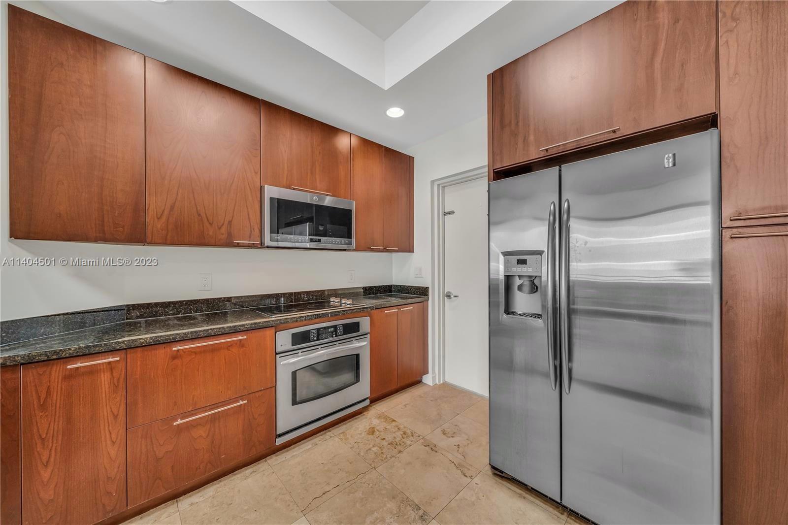 1607 Ponce De Leon Blvd Unit: 10C