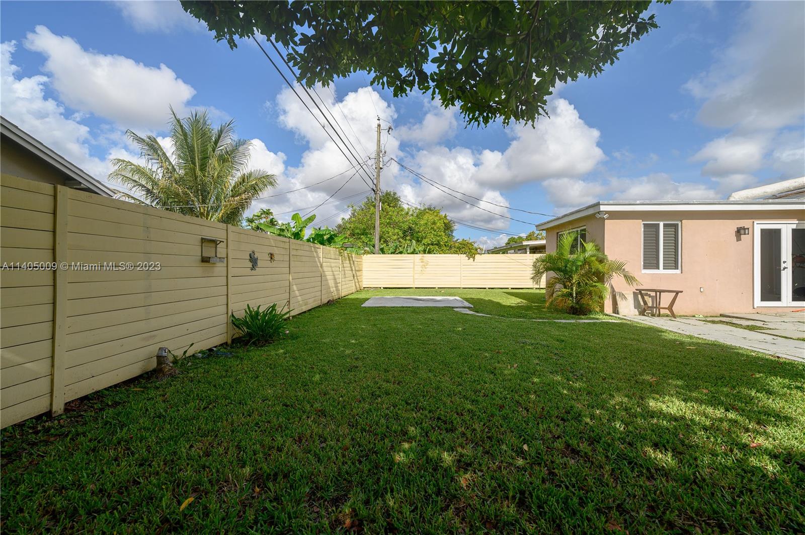 7330 SW 15th St
