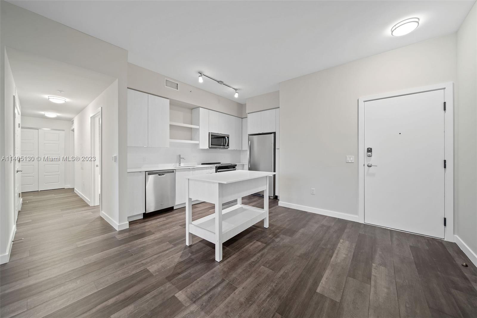 555 NE 8th St Unit: PH2308