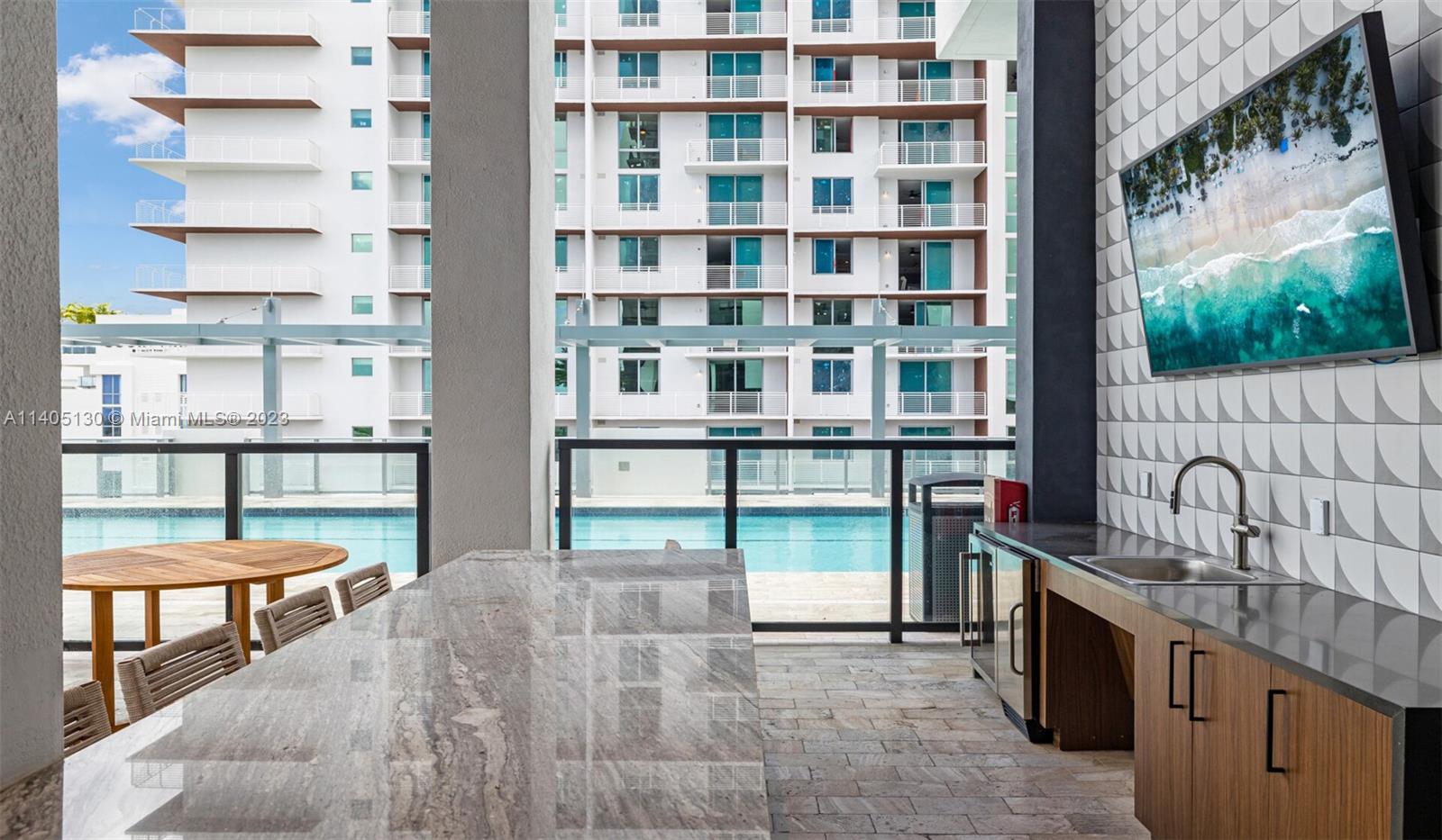 555 NE 8th St Unit: PH2308