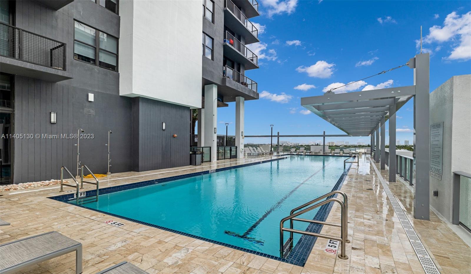 555 NE 8th St Unit: PH2308
