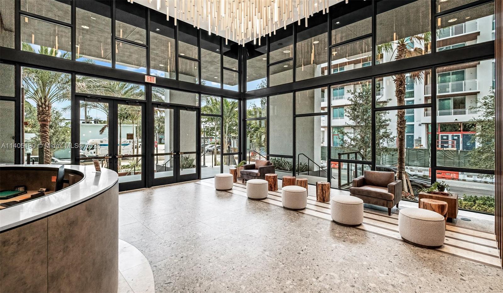 555 NE 8th St Unit: PH2308