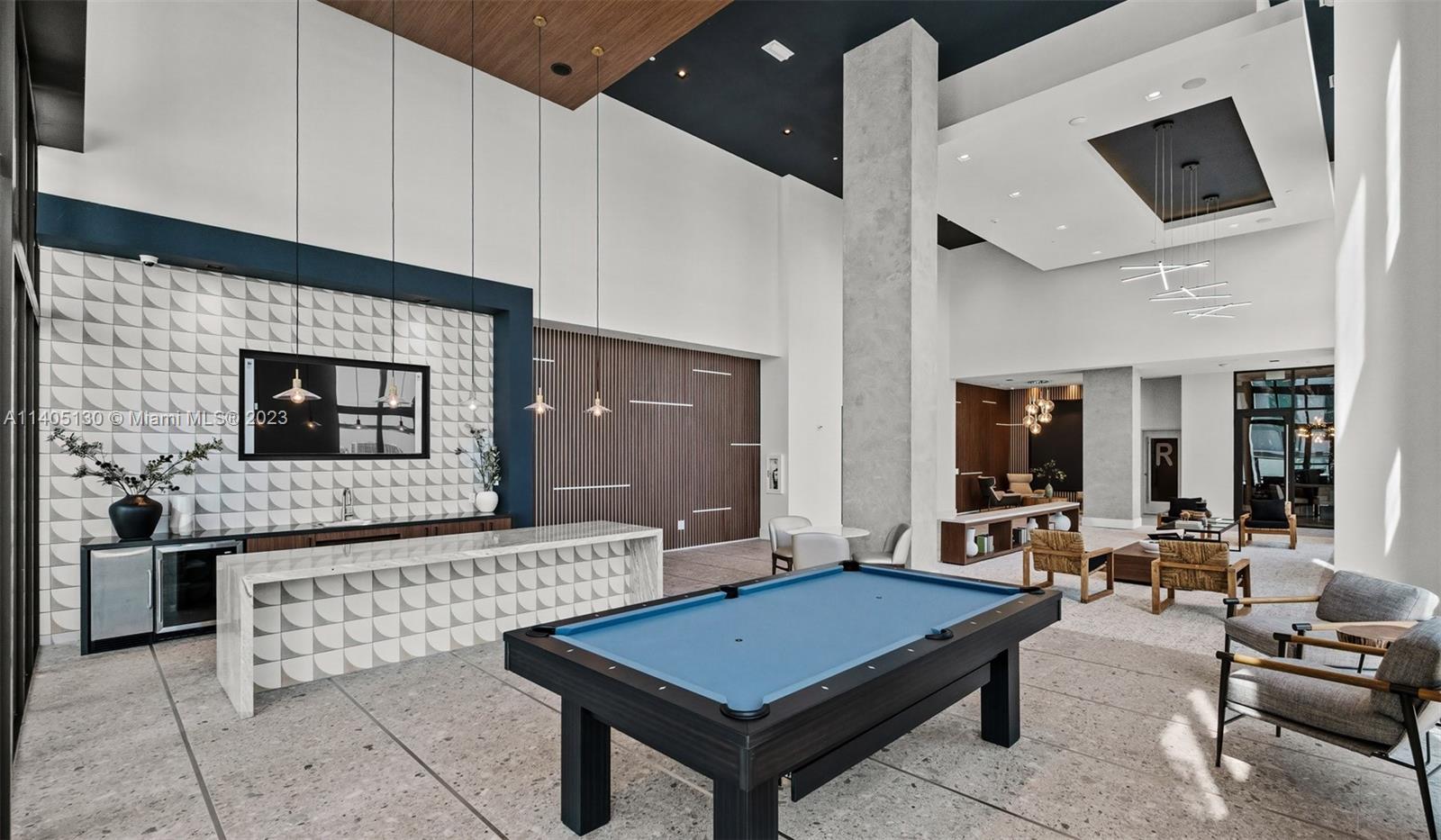 555 NE 8th St Unit: PH2308