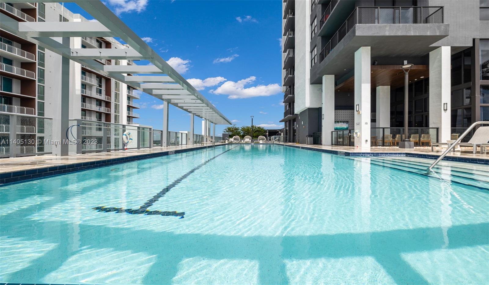 555 NE 8th St Unit: PH2308