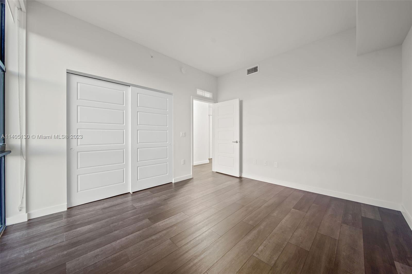 555 NE 8th St Unit: PH2308