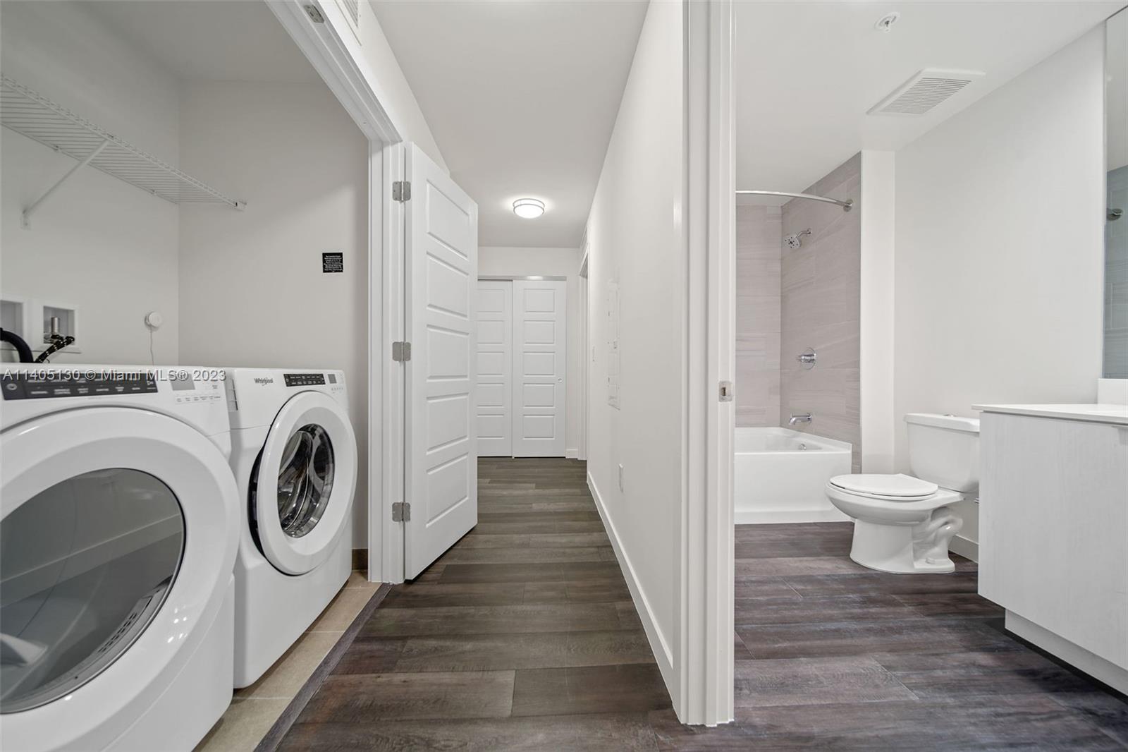 555 NE 8th St Unit: PH2308