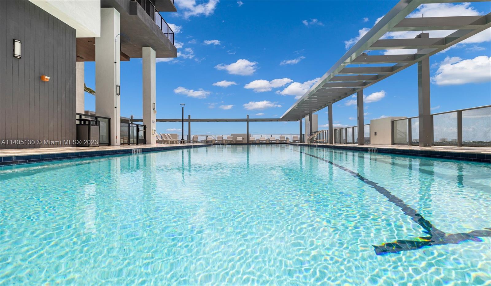 555 NE 8th St Unit: PH2308