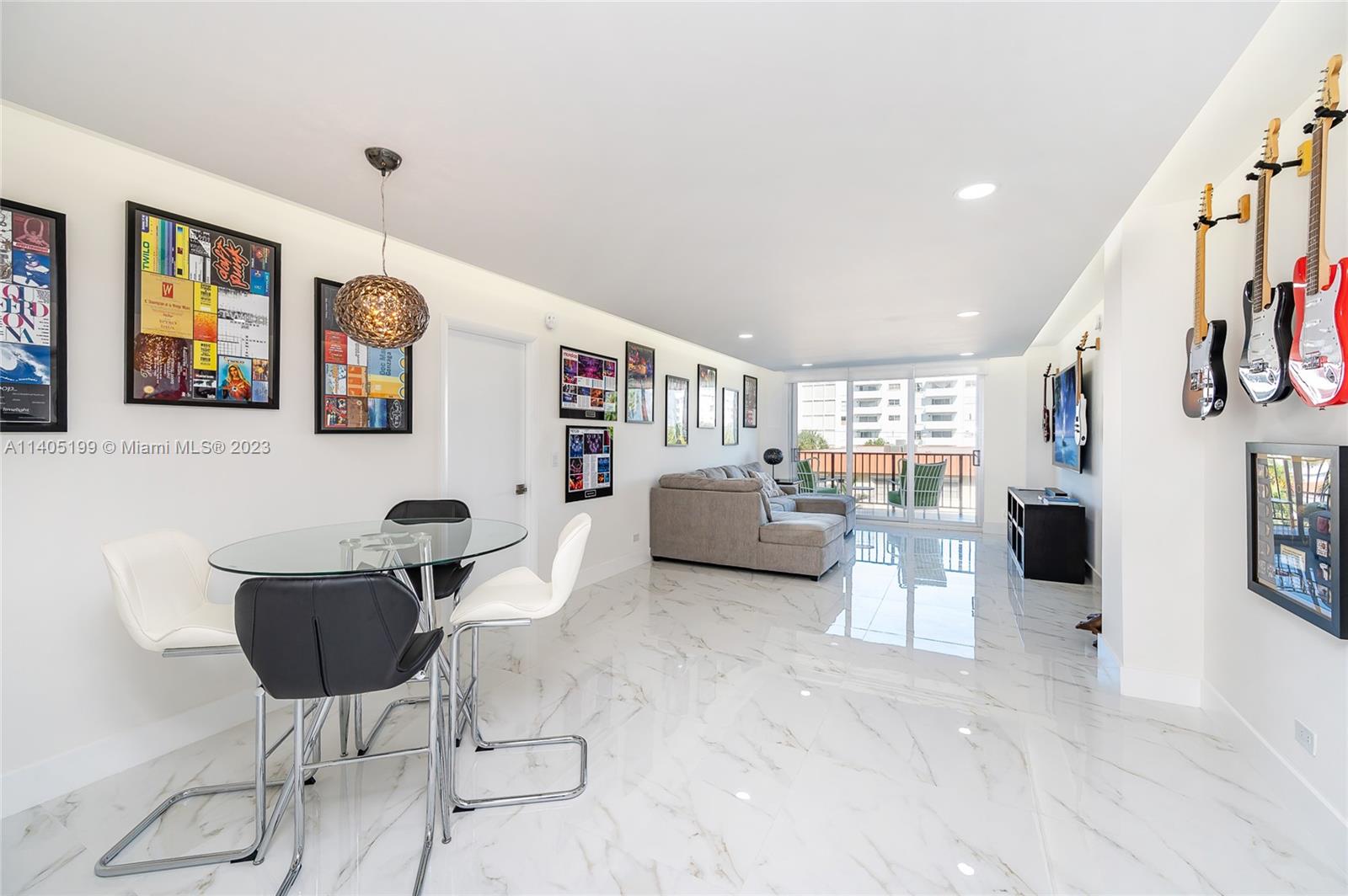 1001 91st St Unit: 304