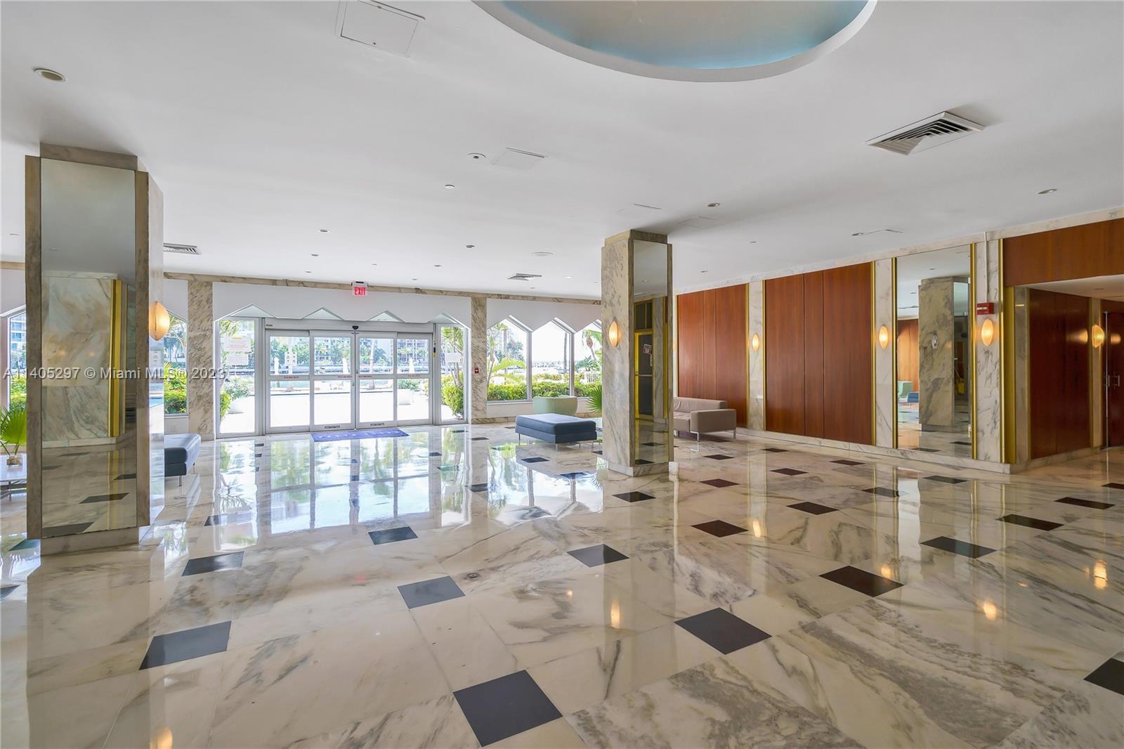 20 Island Ave Unit: 1415