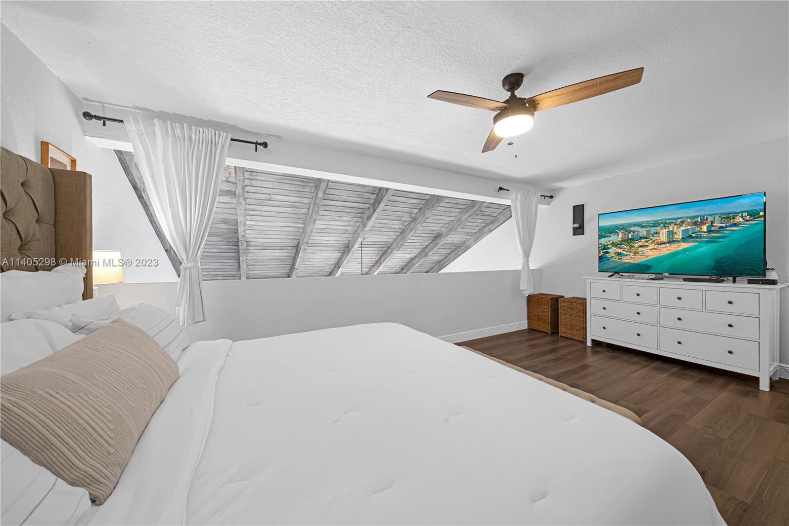 11341 NW 16th St Unit: 11341