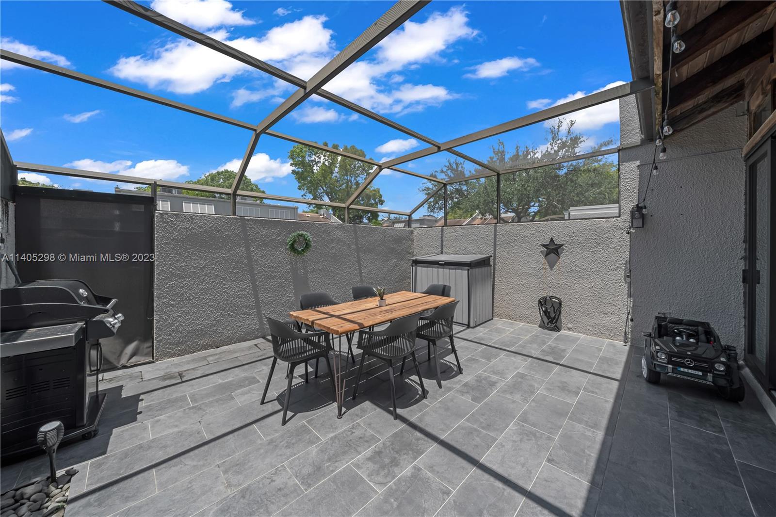 11341 NW 16th St Unit: 11341