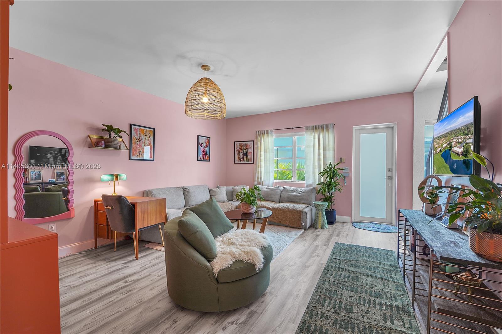 1525 Pennsylvania Ave Unit: 3