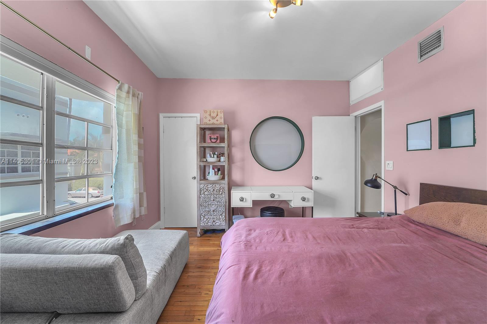 1525 Pennsylvania Ave Unit: 3