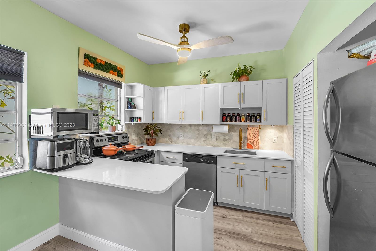 1525 Pennsylvania Ave Unit: 3