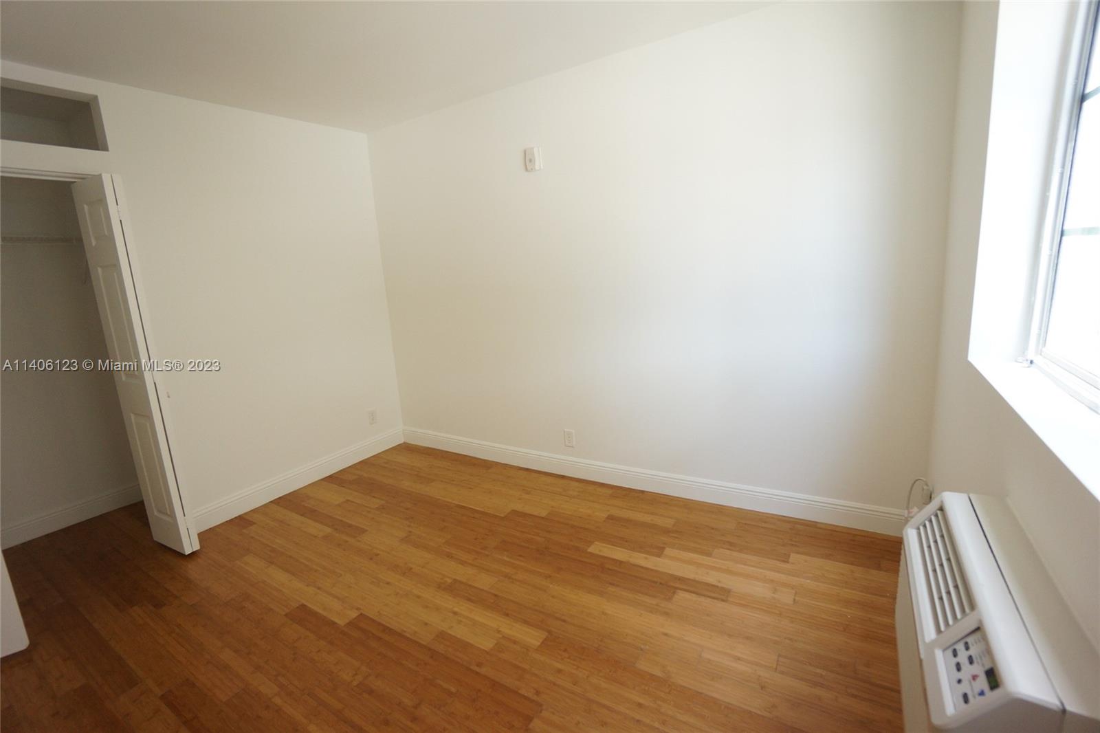 7950 Tatum Waterway Dr Unit: 20
