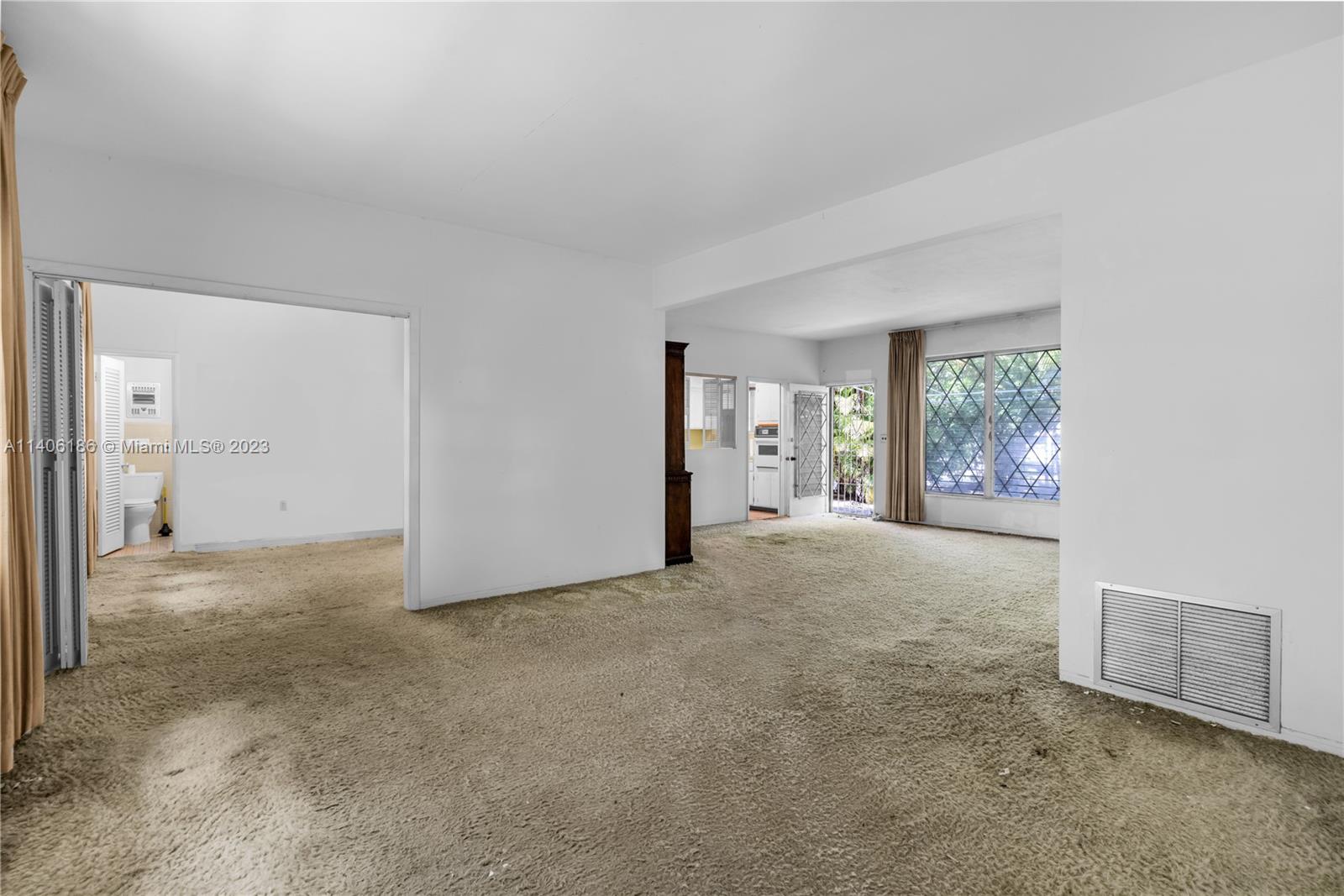 5350 Orduna Dr