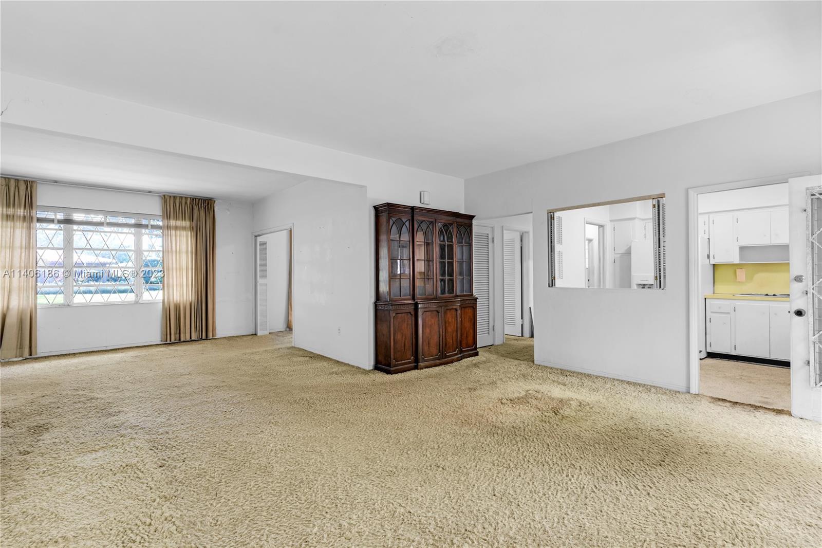 5350 Orduna Dr