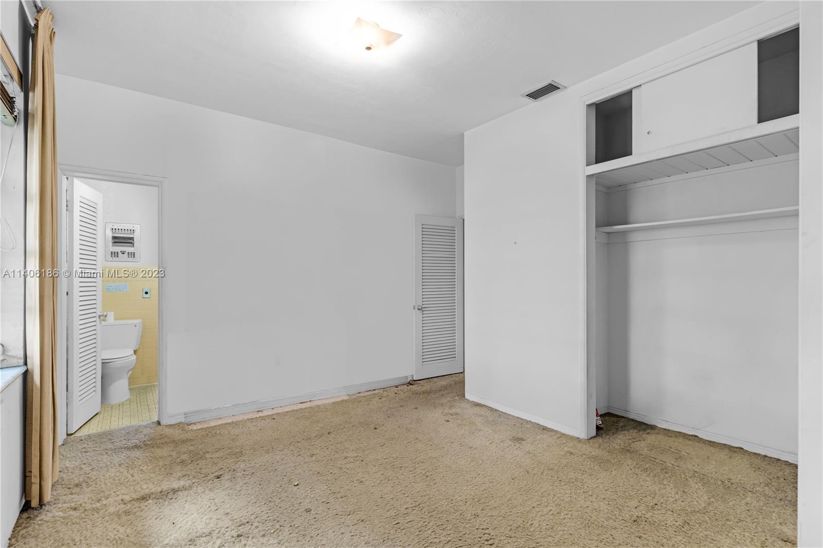 5350 Orduna Dr