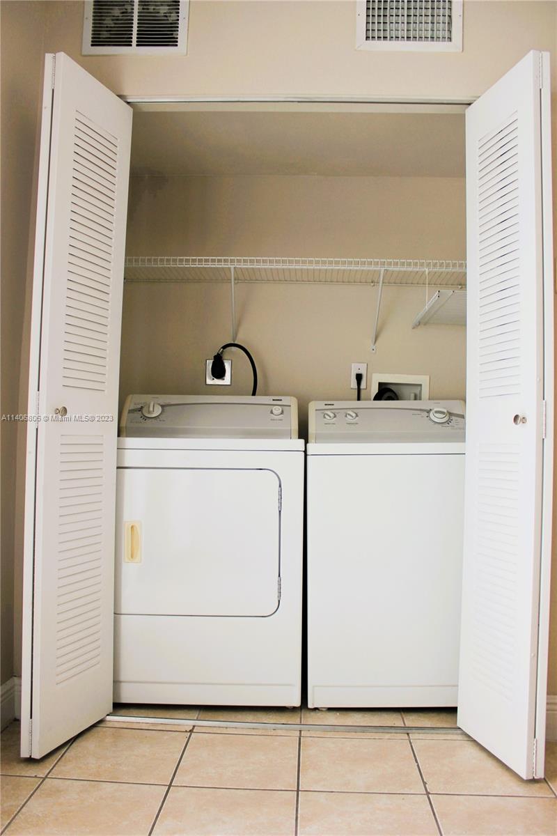 4785 SW 62nd Ave Unit: 101