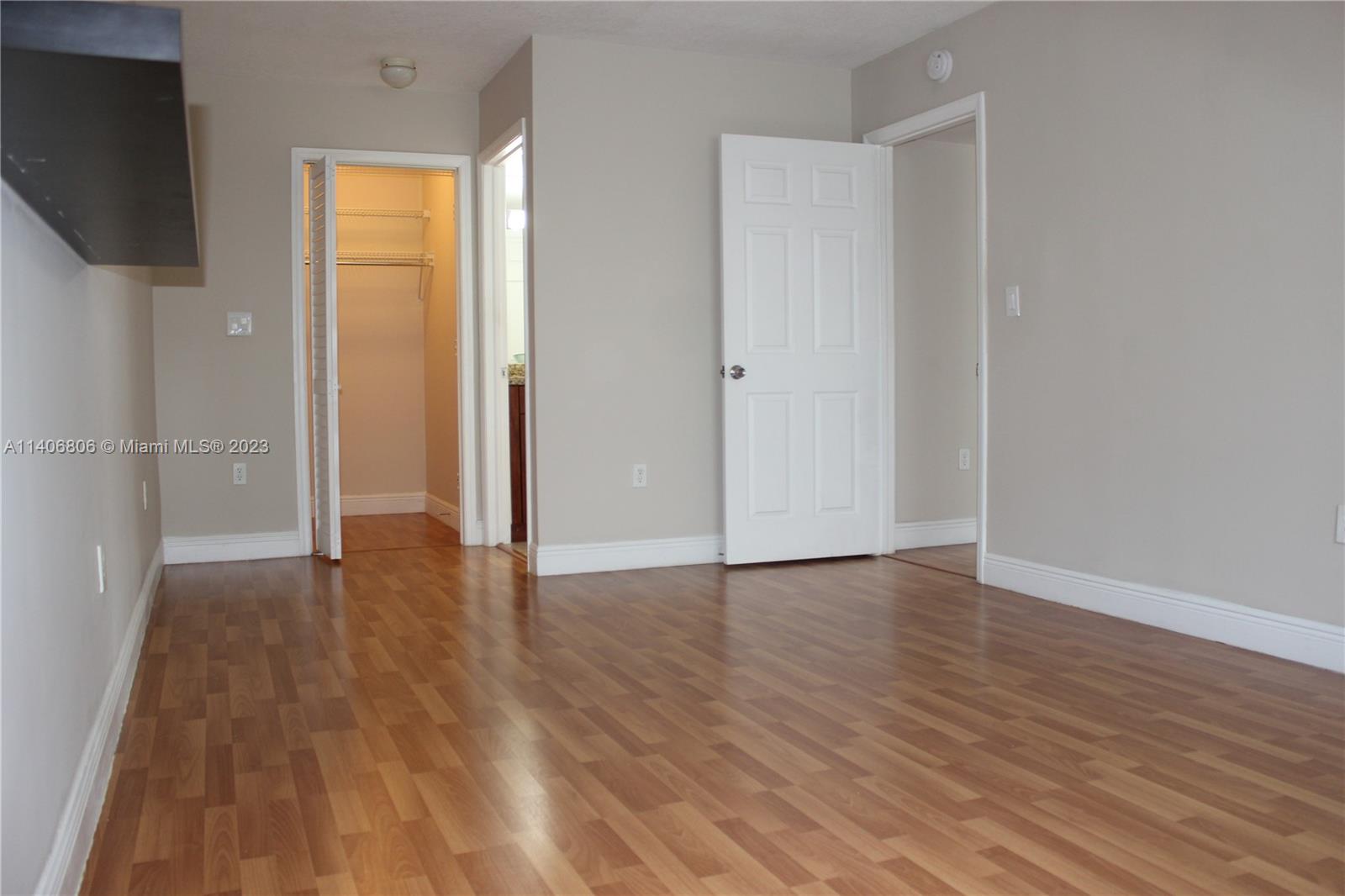 4785 SW 62nd Ave Unit: 101