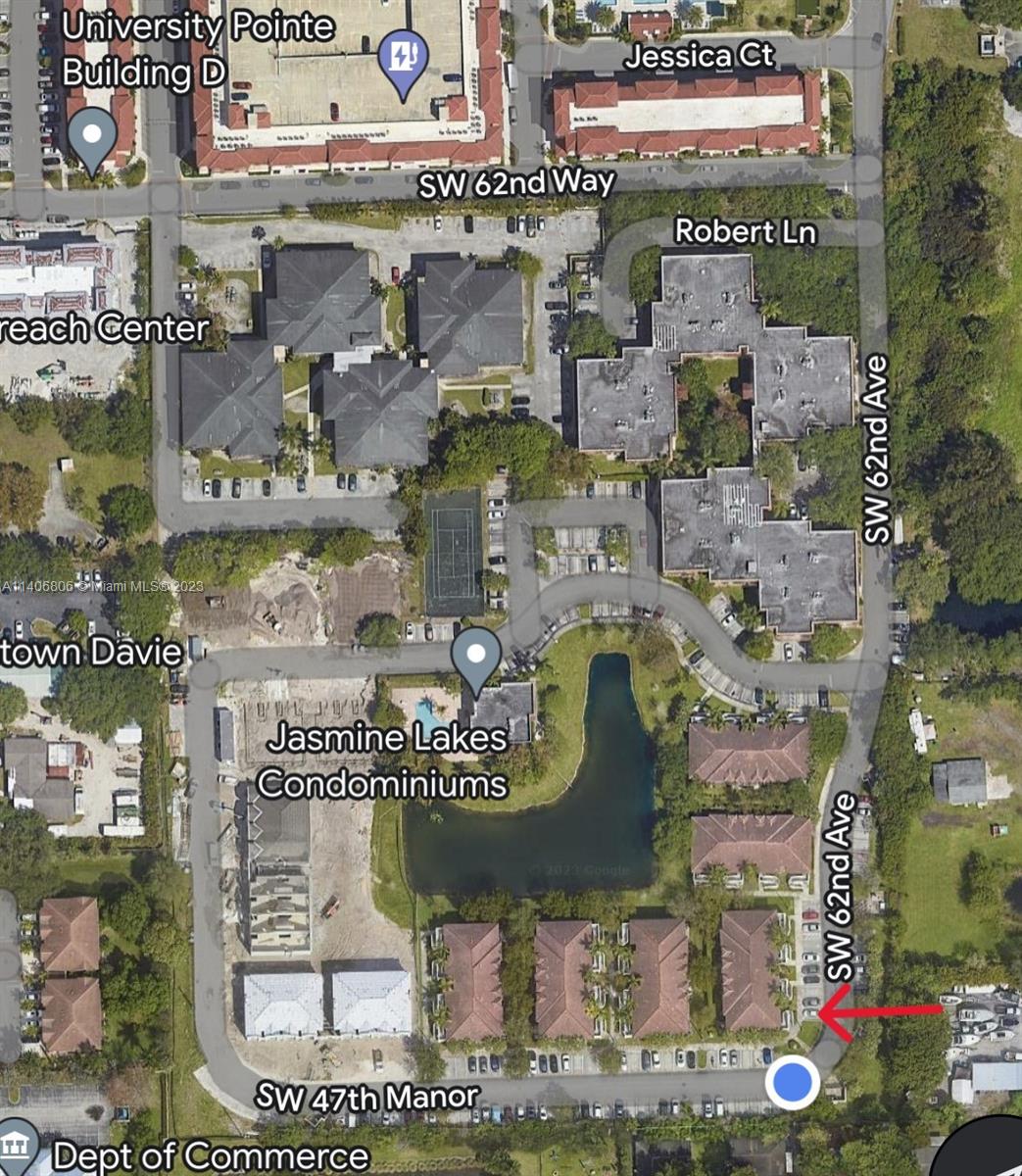 4785 SW 62nd Ave Unit: 101