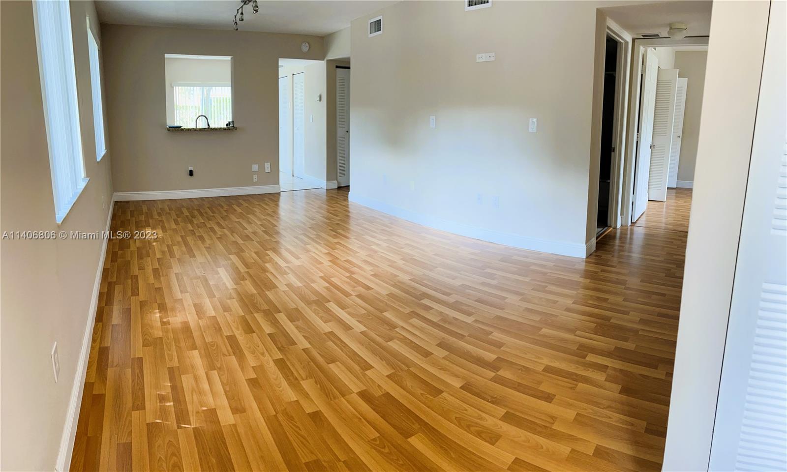4785 SW 62nd Ave Unit: 101