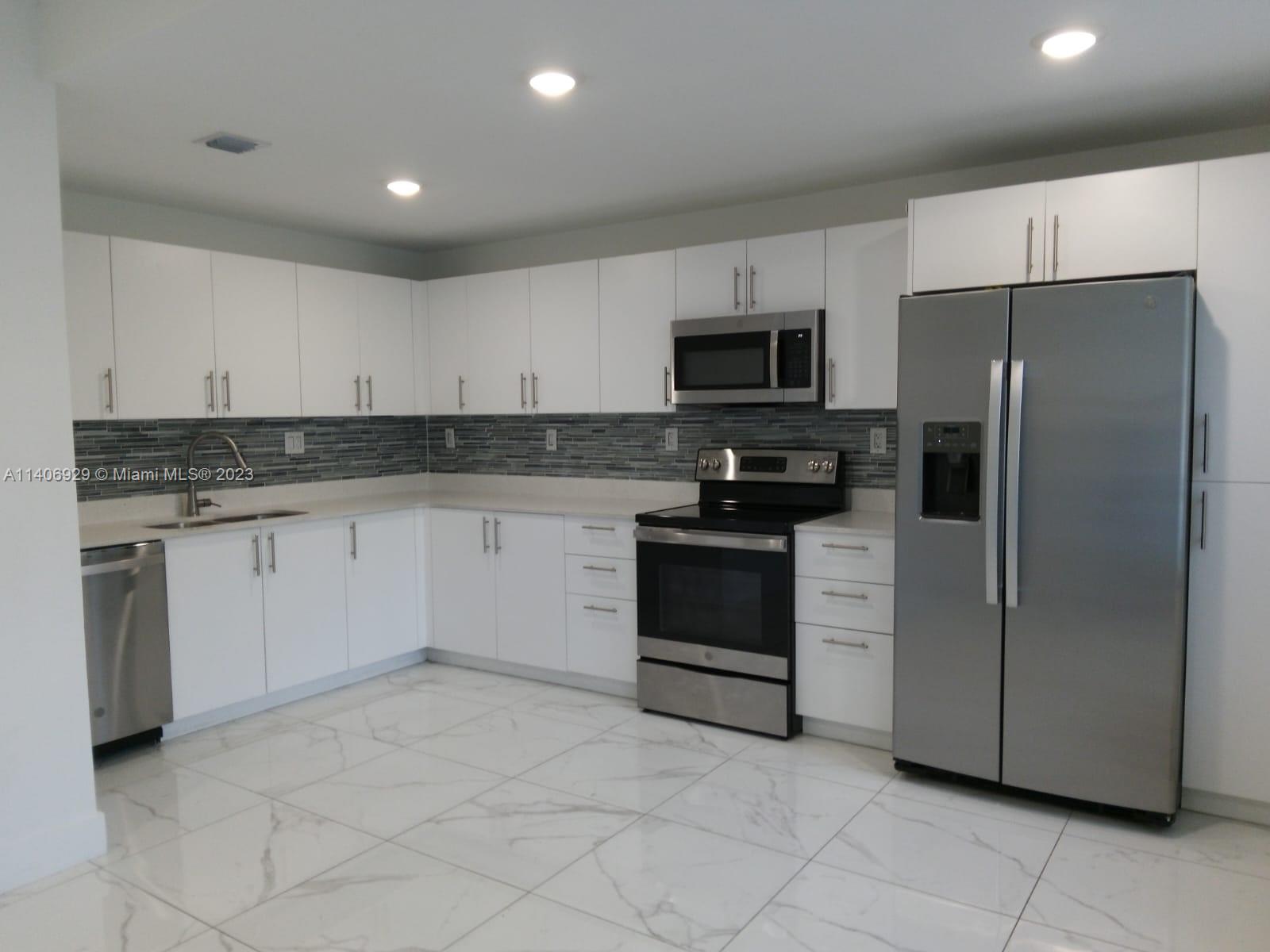25810 SW 144th Ave Unit: 0