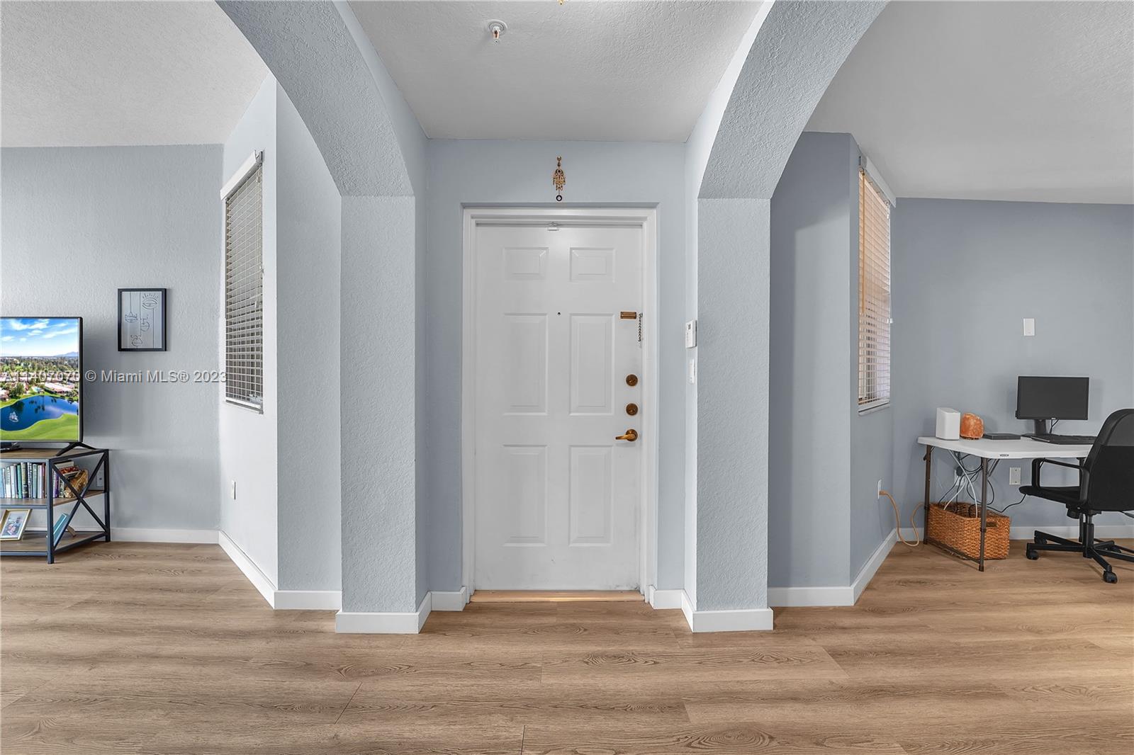 8886 W Flagler St Unit: 102