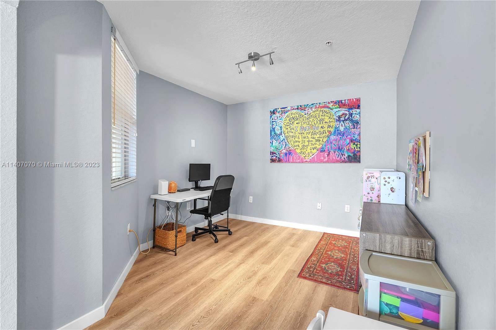 8886 W Flagler St Unit: 102
