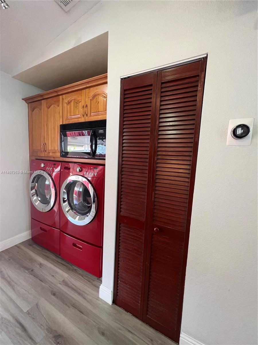 8285 NW 186th St Unit: 604