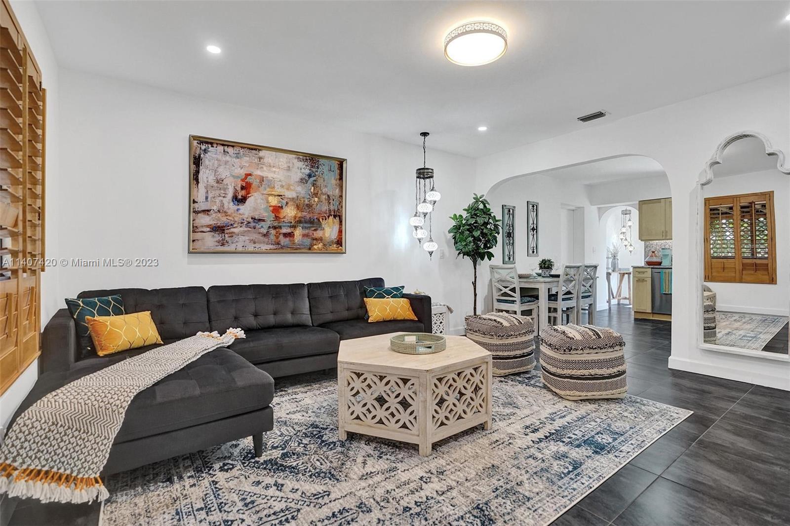 110 SW 5th St