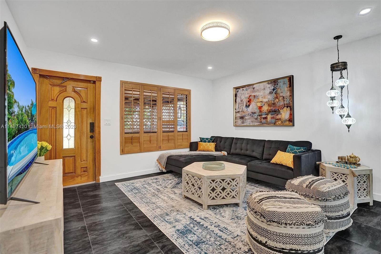 110 SW 5th St
