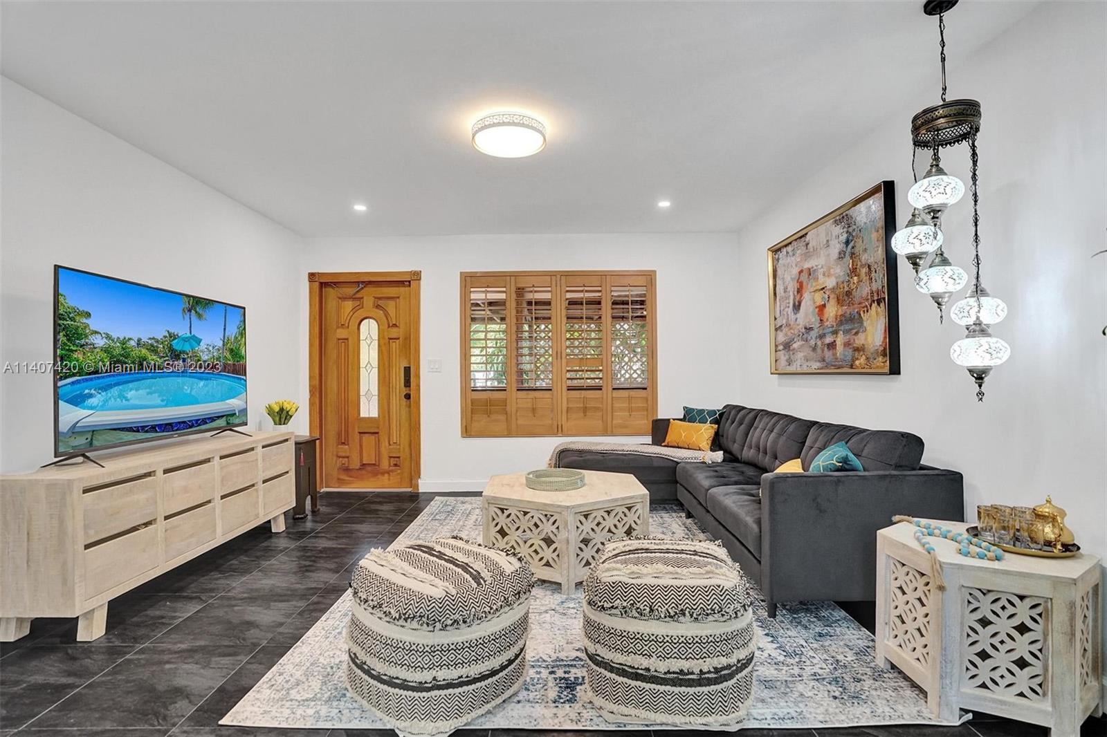 110 SW 5th St
