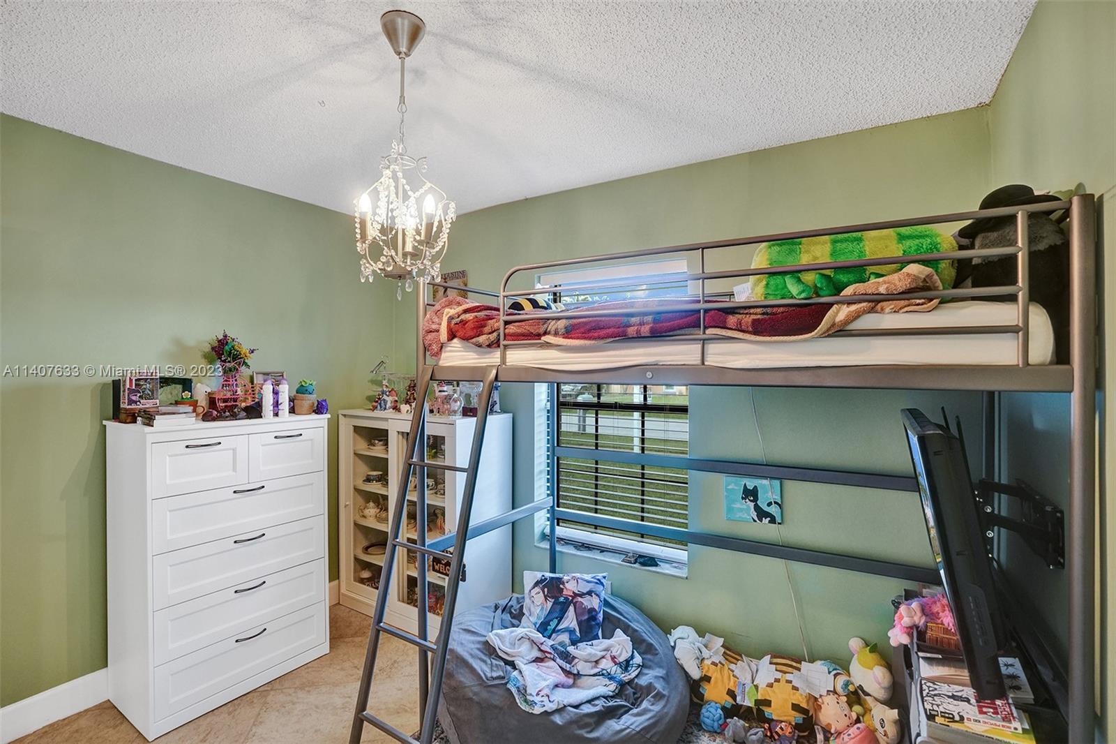 2430 NW 110th Ave