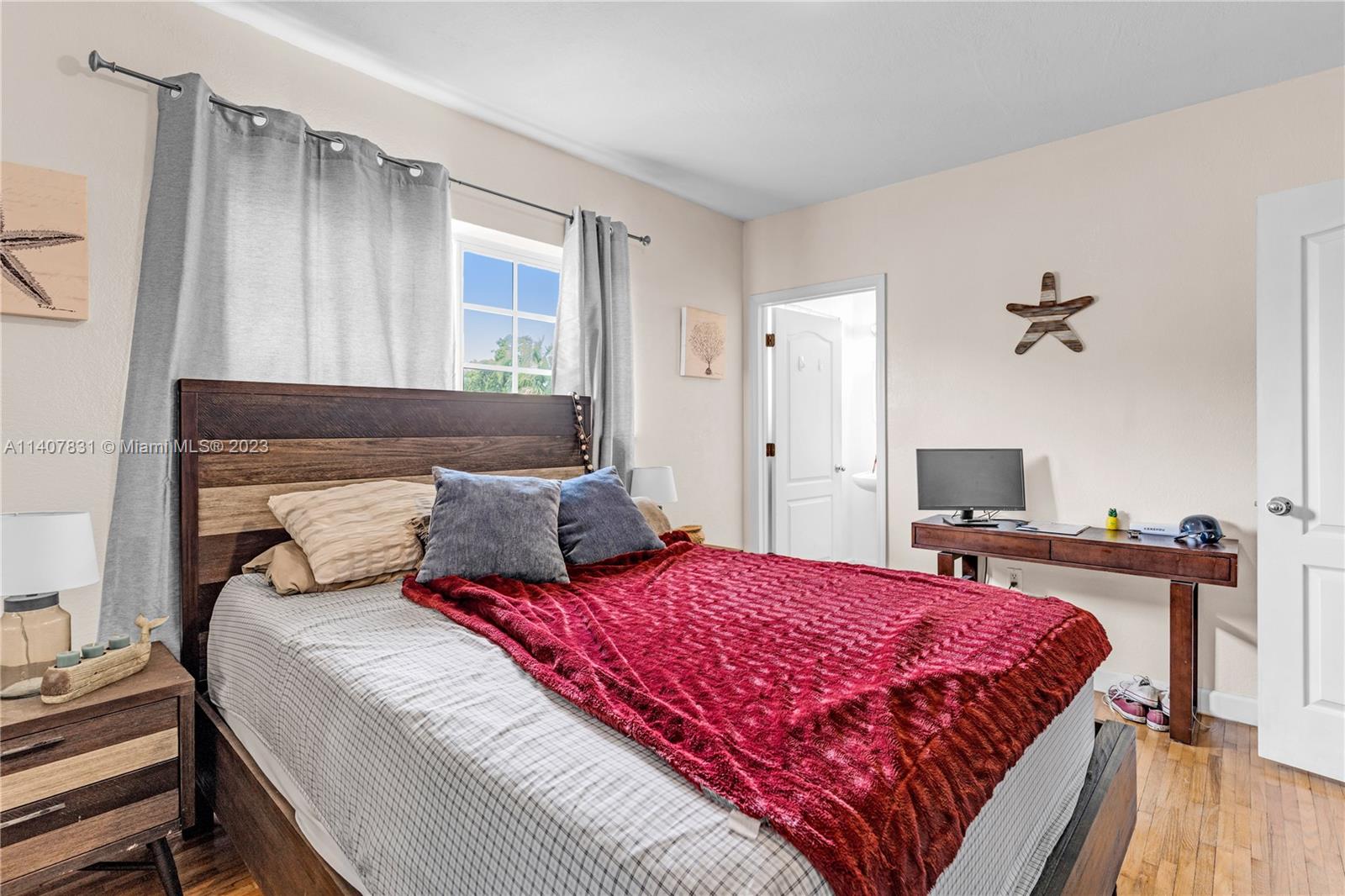45 Antilla Ave Unit: 3B