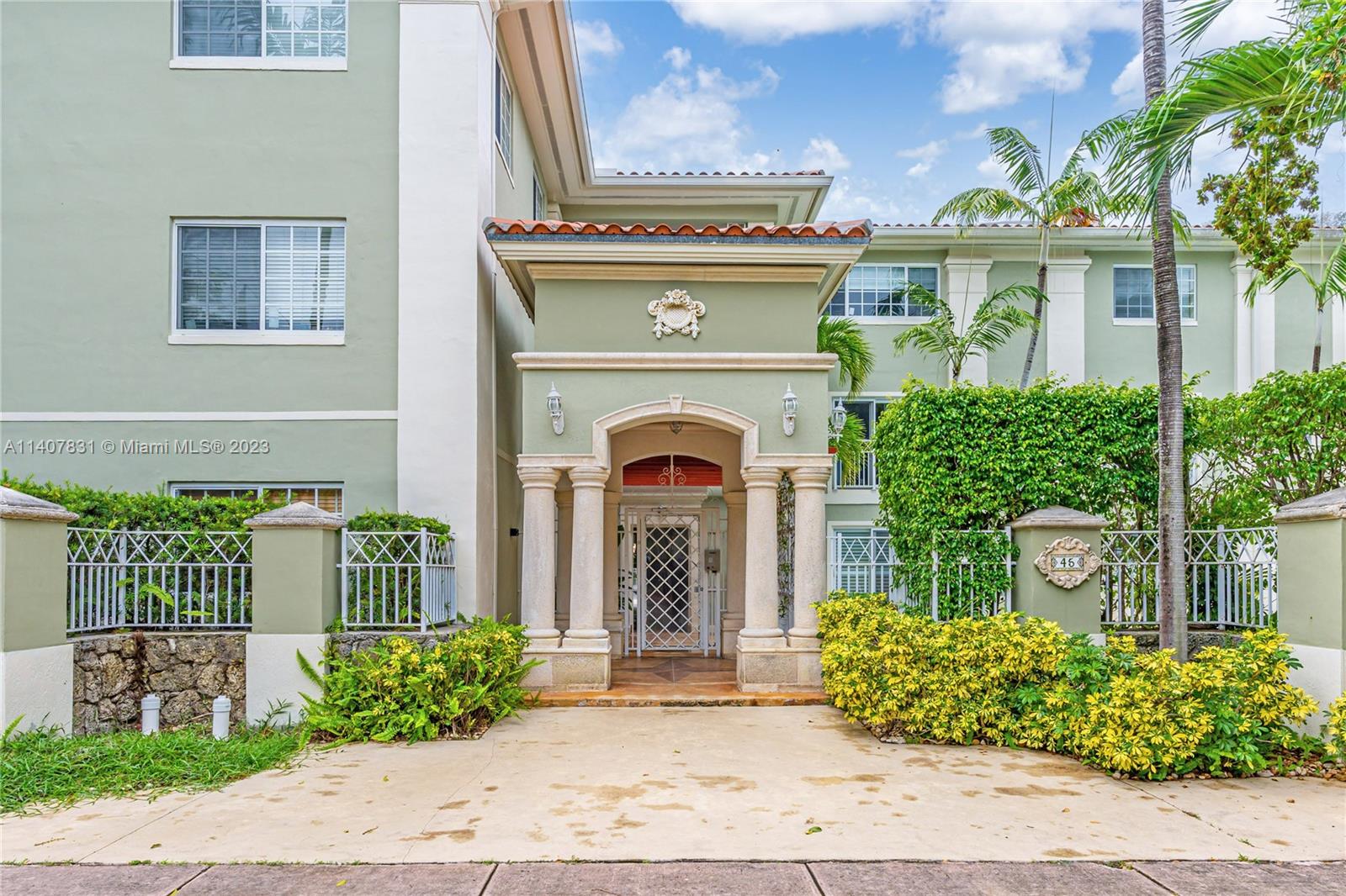 45 Antilla Ave Unit: 3B