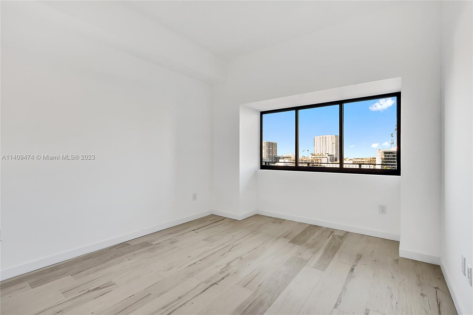 480 NE 31st St # 904